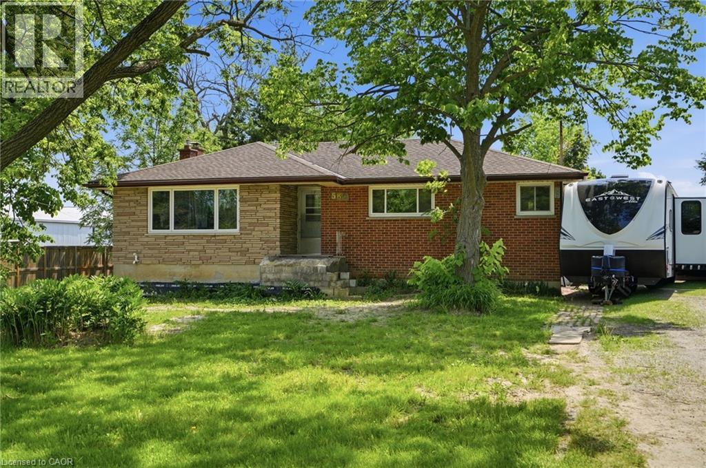 589 GLOVER Road, Hamilton