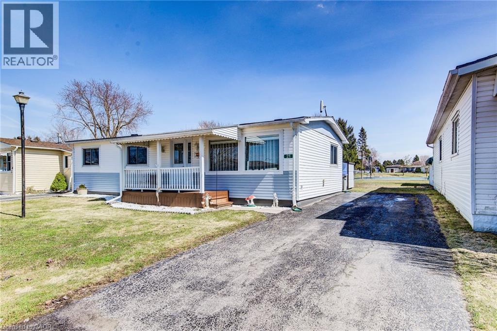 21 FAIRVIEW Crescent, Listowel