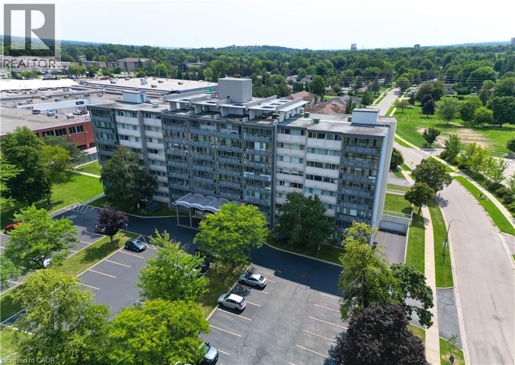 24 MIDLAND Drive UnitNo. 403, Kitchener