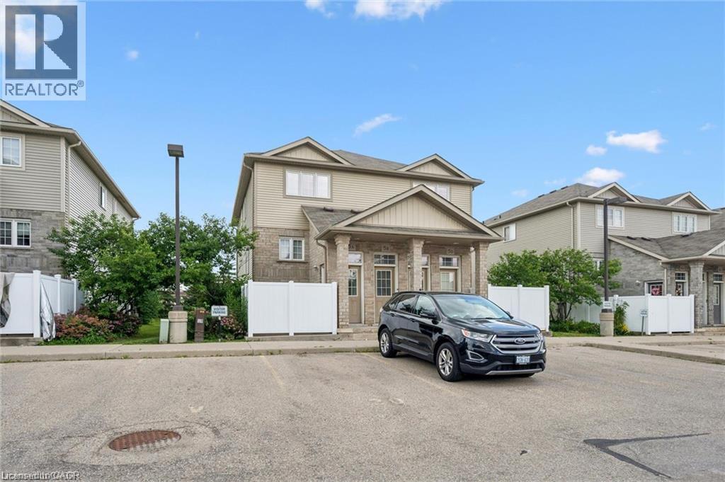 240 WESTMEADOW Drive UnitNo. 5A, Kitchener