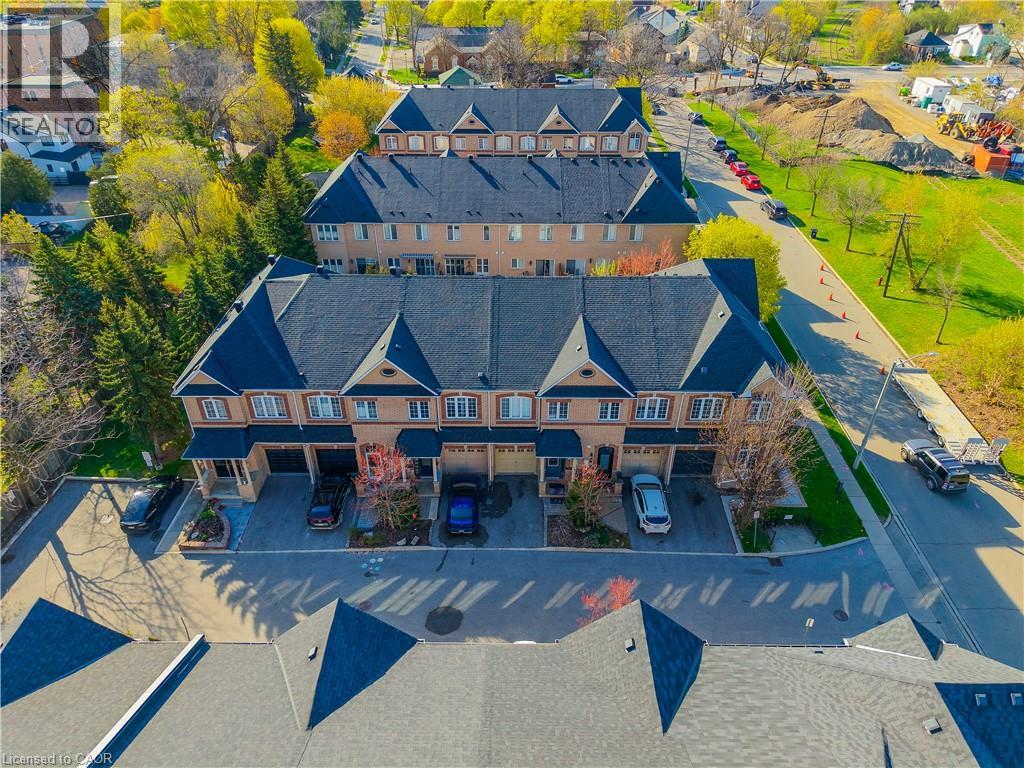 6 PURPLE FINCH Court, Brampton
