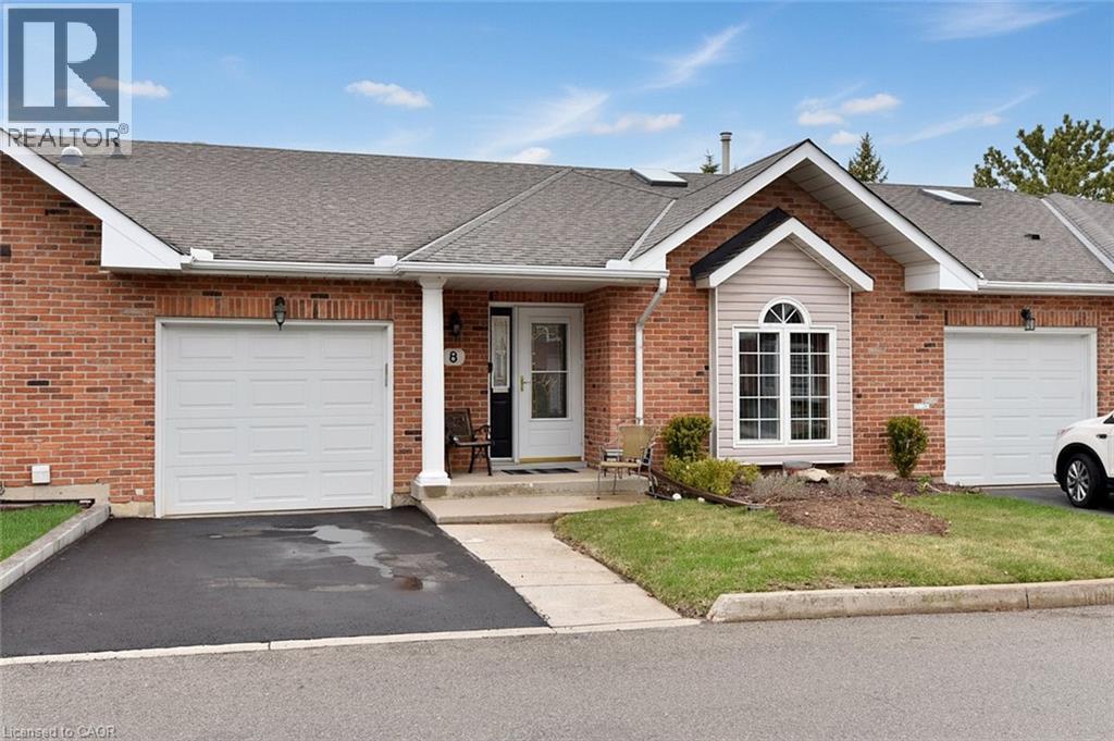 20 MEADOWLANDS Boulevard UnitNo. 8, Ancaster