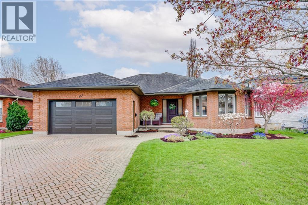 250 WESTWOOD Avenue, Tavistock