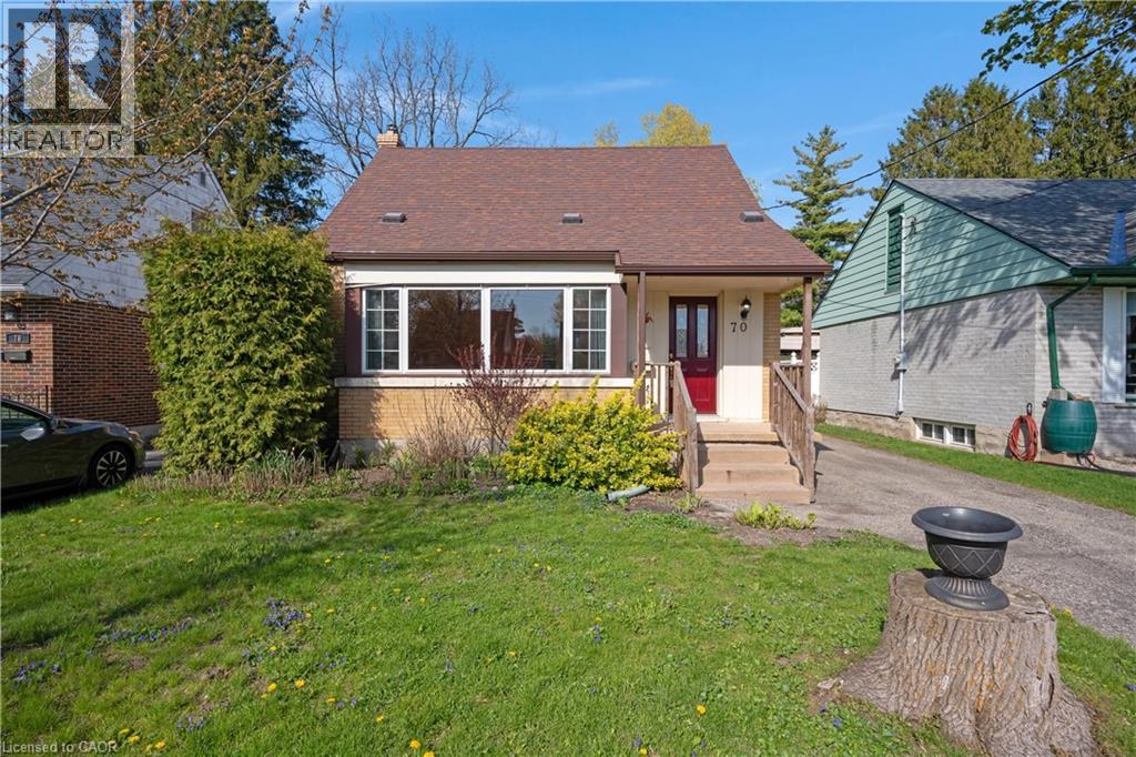 70 ROXBOROUGH Avenue, Kitchener