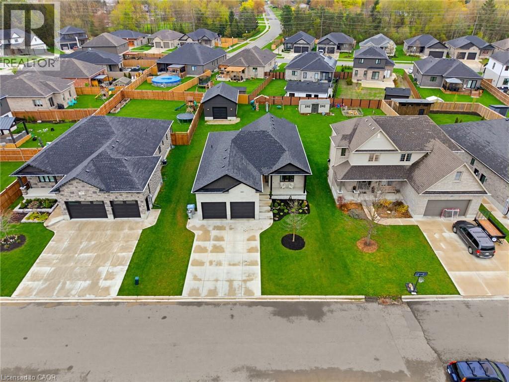 24 GILMER Crescent, Listowel
