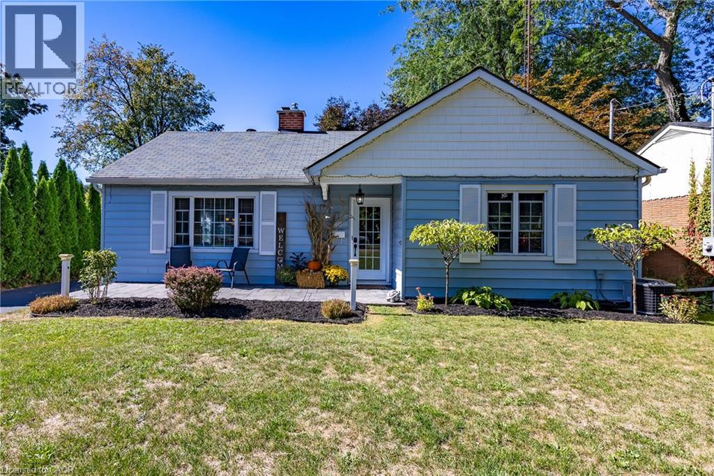 30 GIBSON Drive, Simcoe