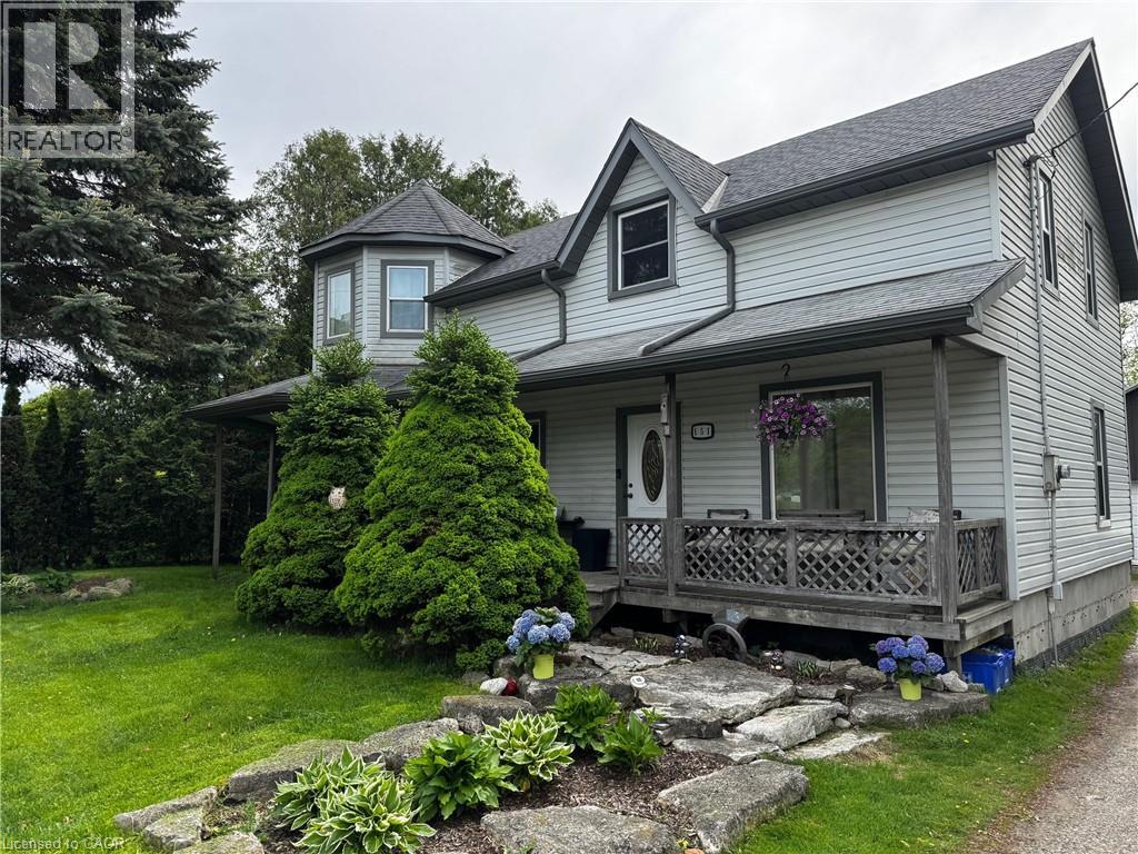 151 LYNDEN Road, Lynden