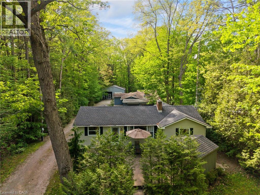 223 ONTARIO Street, Grand Bend