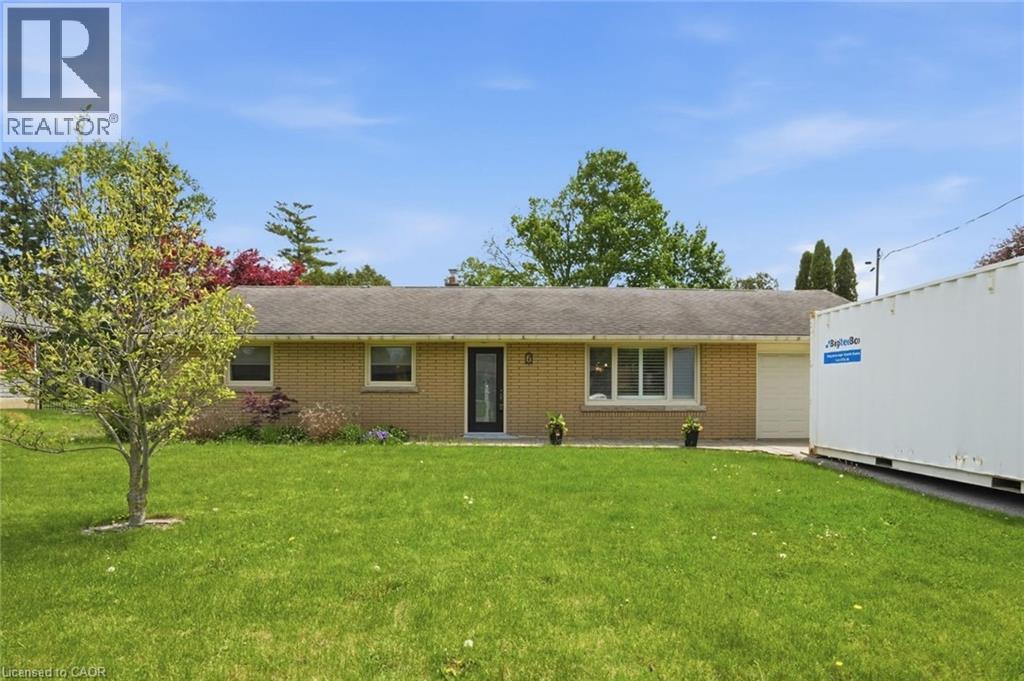 6 STEWART Drive, Burford