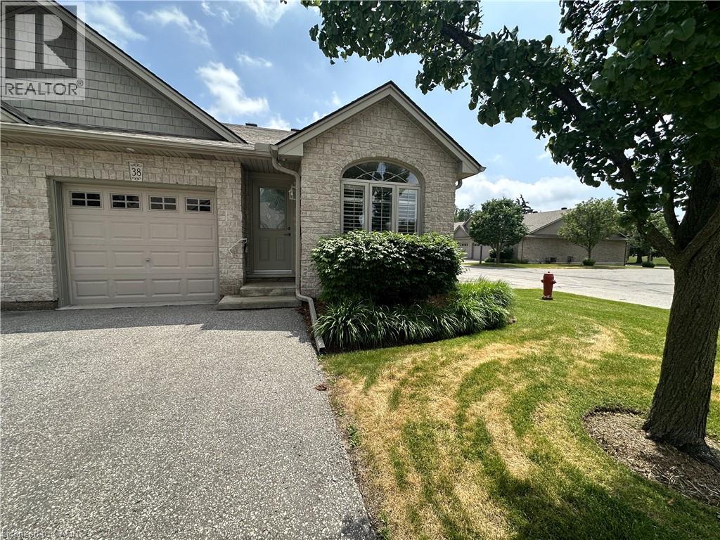 510 QUEENSWAY Street W UnitNo. 38, Simcoe