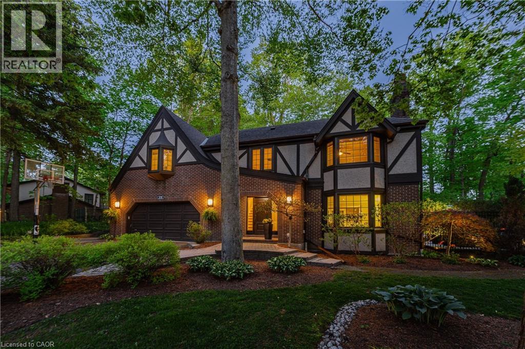 370 GREEN ACRES Drive, Waterloo