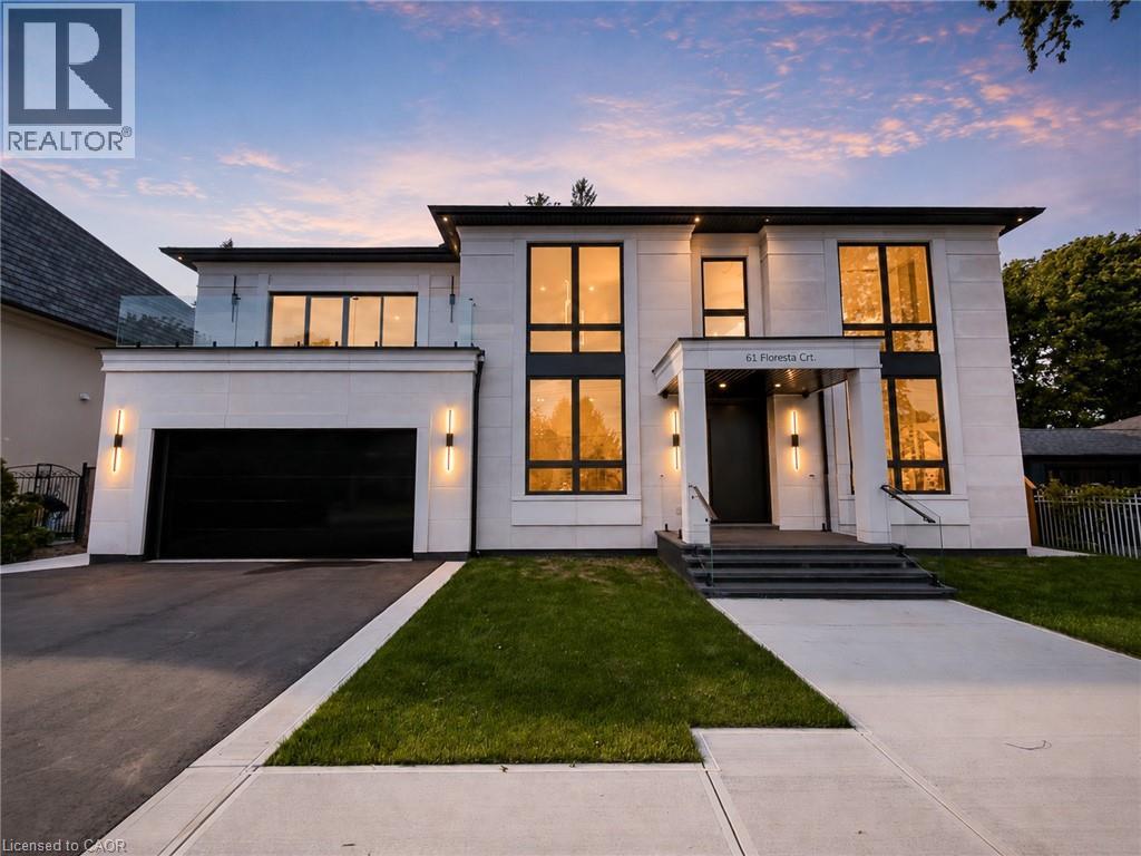 61 FLORESTA Court, Hamilton
