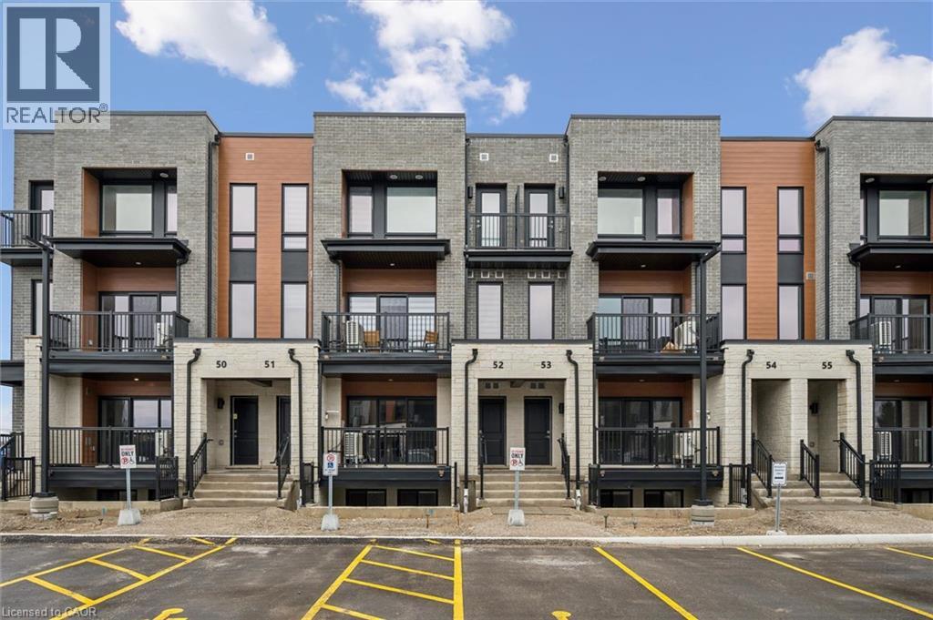 525 ERINBROOK Drive UnitNo. C052, Kitchener