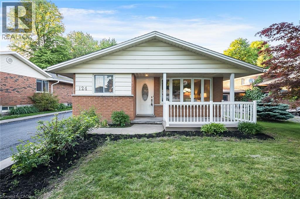 124 DUNSMERE Drive, Kitchener