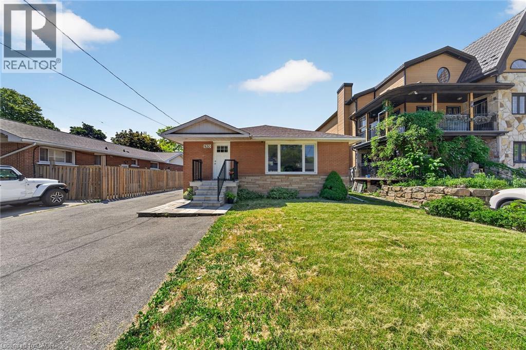 830 GARTH Street, Hamilton