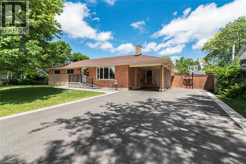 149 SENECA Court, Ancaster