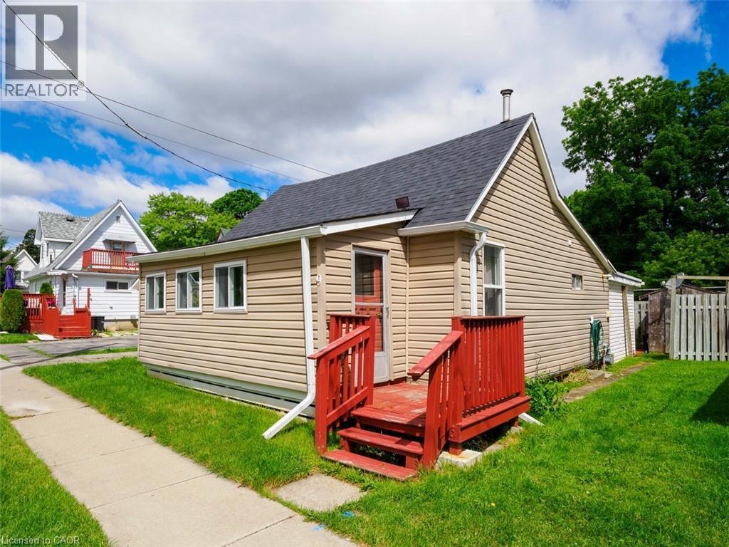9 MARSHALL Lane, Simcoe
