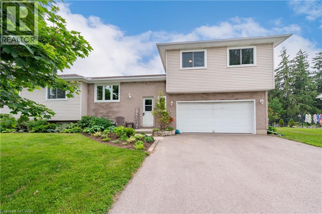 2069 WENDELL Court, Wellesley