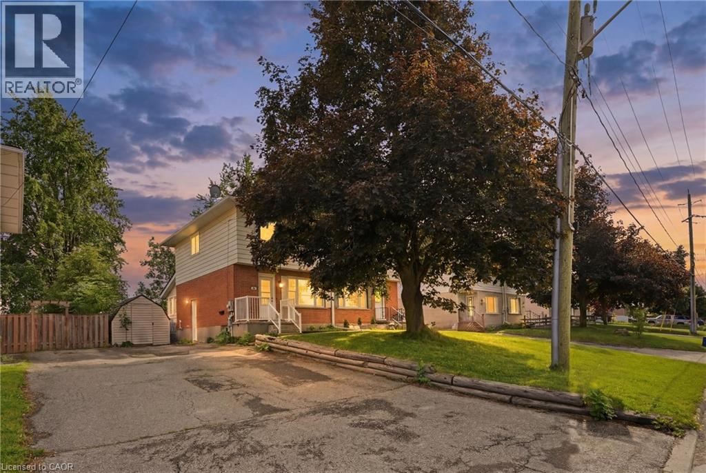 83 ORIOLE Parkway W, Elmira