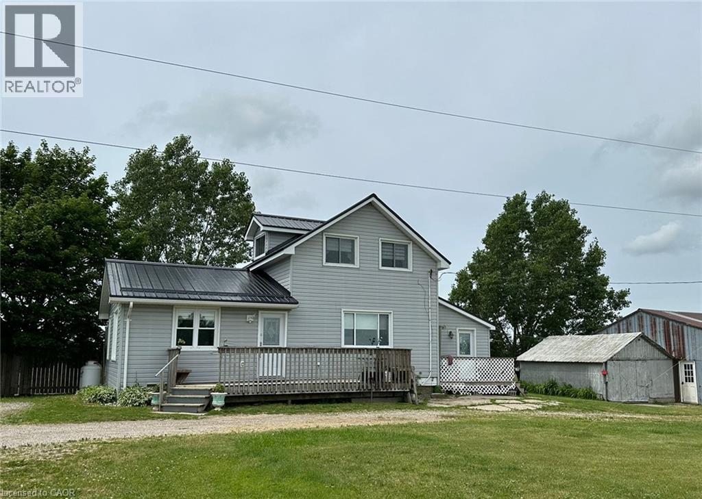 1716 BRUCE RD 86, Lucknow