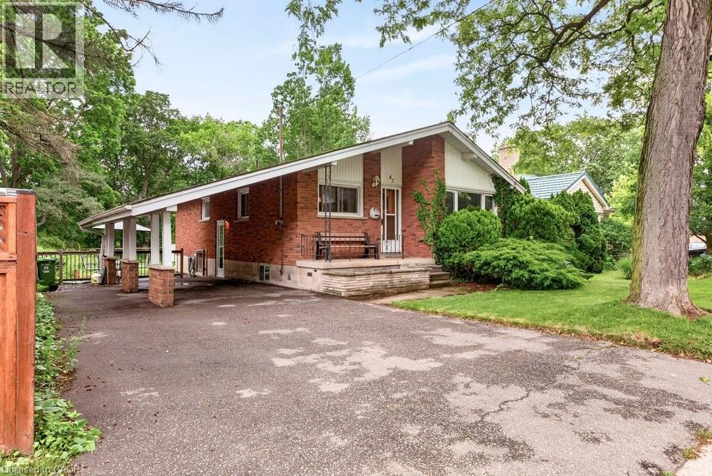 47 MERCER Street, Dundas
