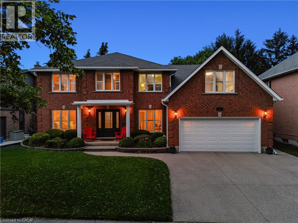 612 STONEBURY Crescent, Waterloo