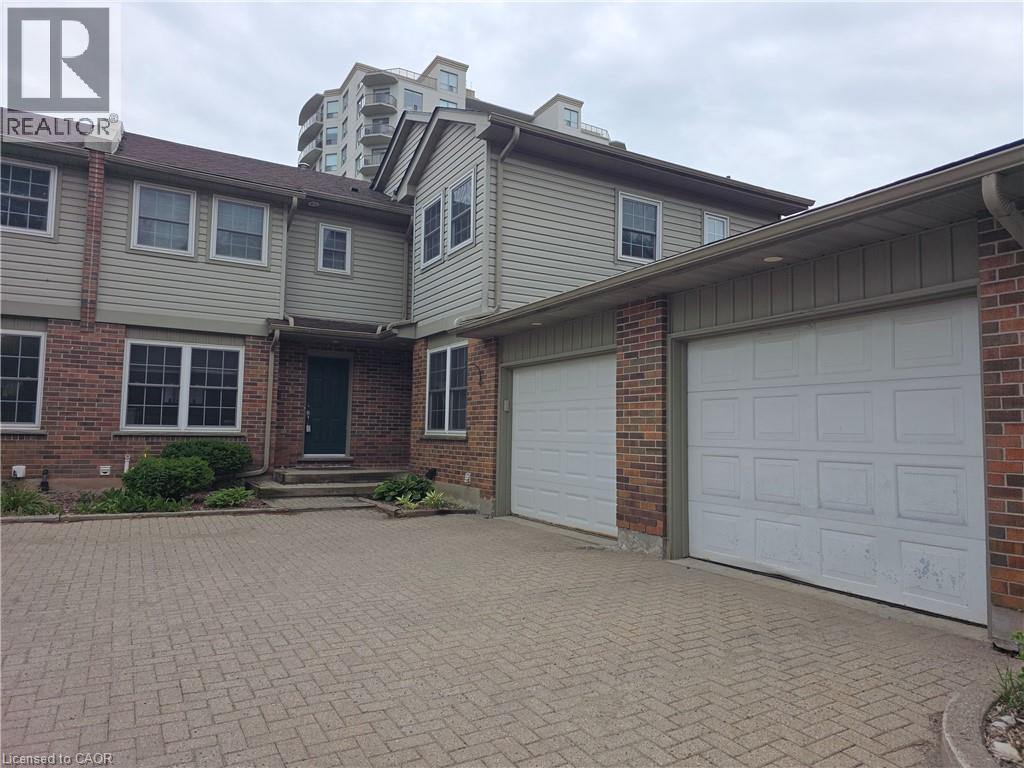 250 KEATS Way UnitNo. 6, Waterloo