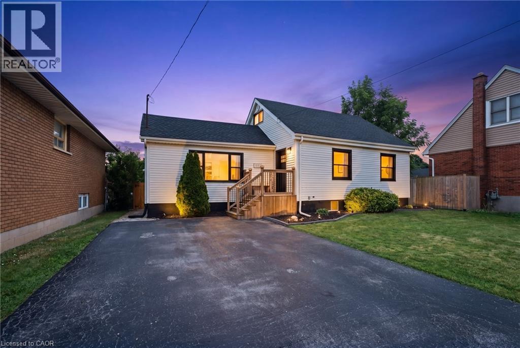 481 UPPER GAGE Avenue, Hamilton