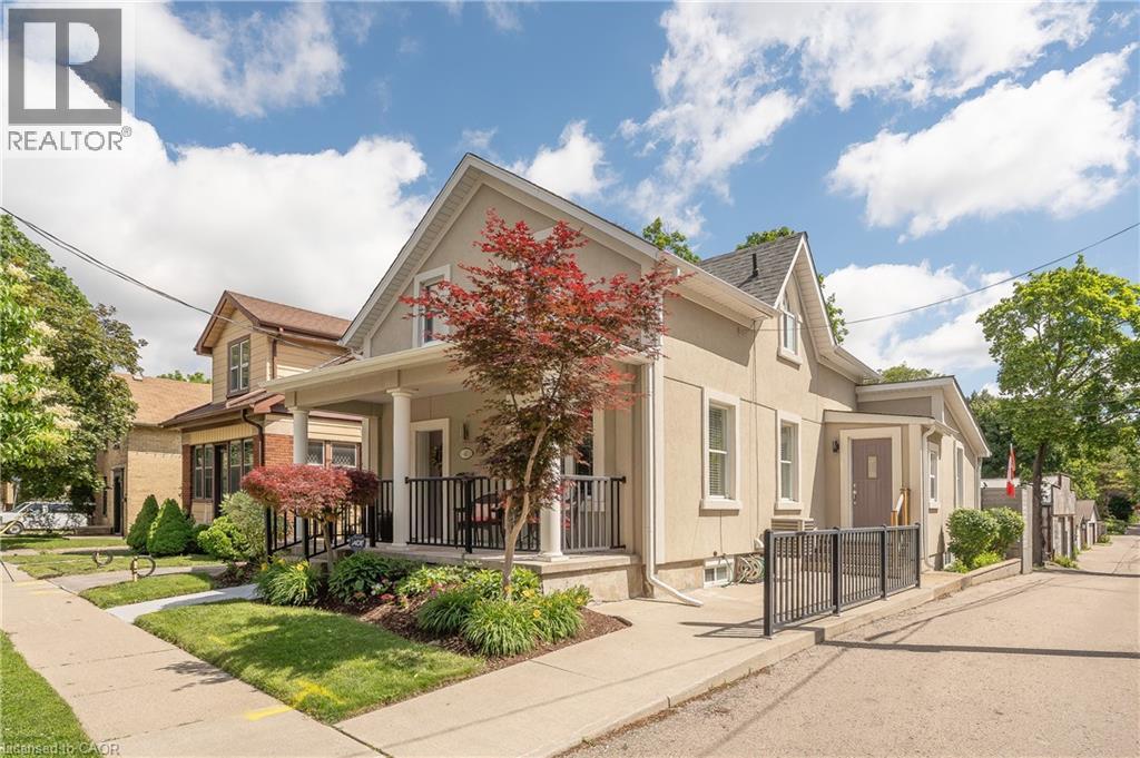 40 MOORE Avenue, Kitchener