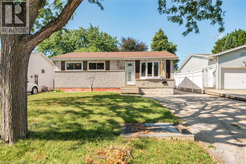 2138 FALMOUTH TERRACE Terrace, Burlington