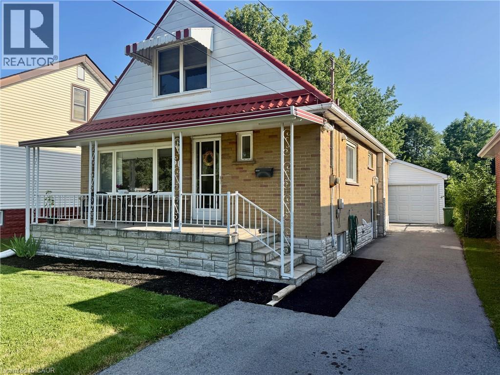 60 HOWE Avenue, Hamilton