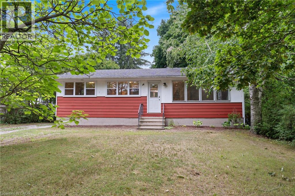 14 HILLCREST Road, Simcoe