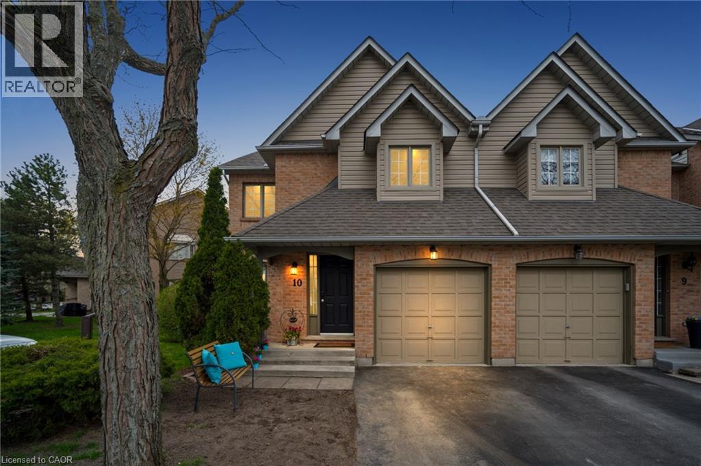 320 HAMILTON Drive UnitNo. 10, Ancaster