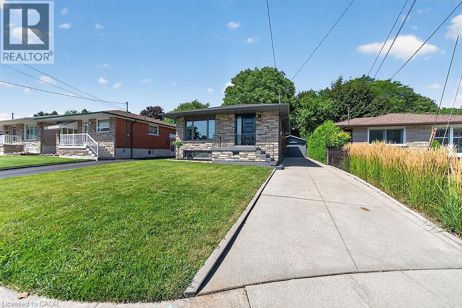 26 PARKLANDS Drive, Hamilton