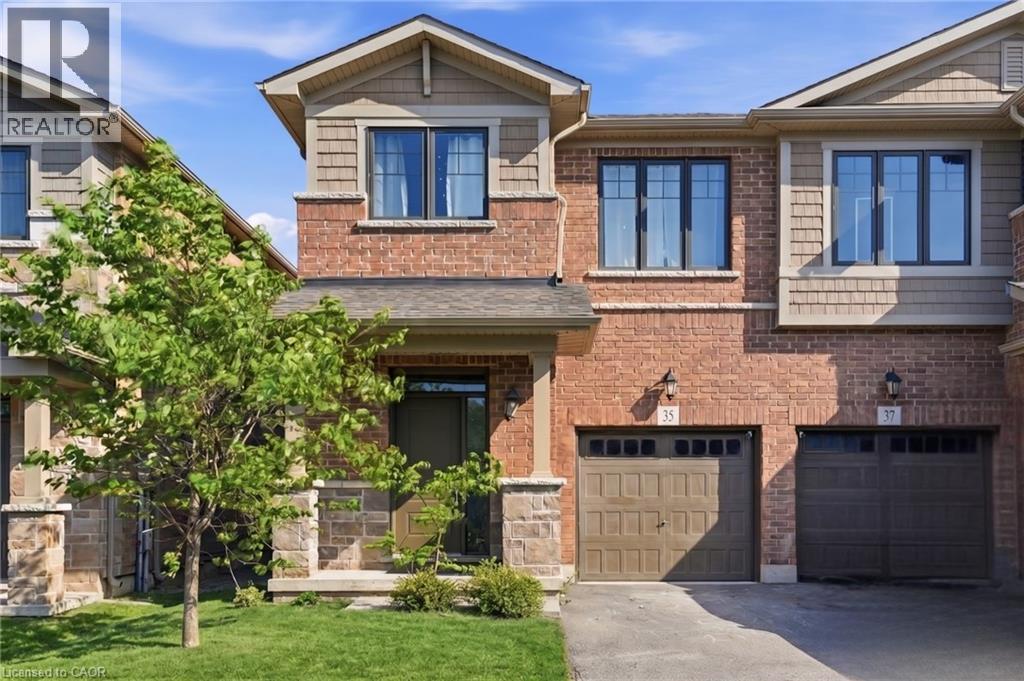 35 PELICAN Lane, Hamilton