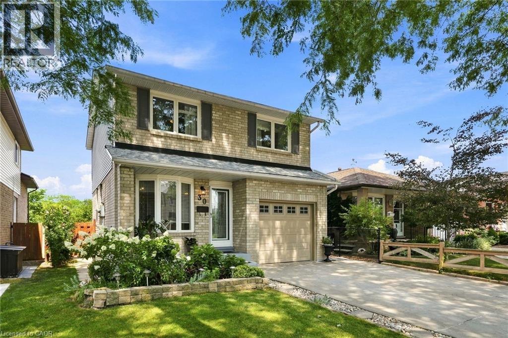 30 TWINOAKS Crescent, Stoney Creek