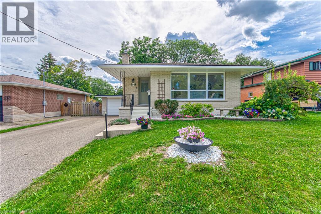 104 SPRINGBANK Crescent, Kitchener