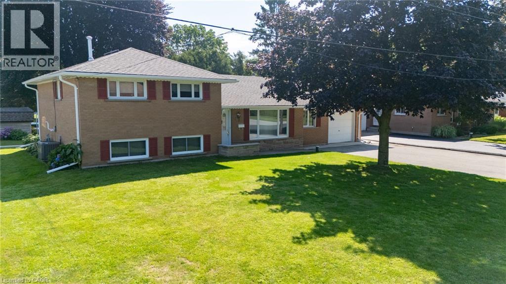 12 GLENDALE Crescent, Simcoe