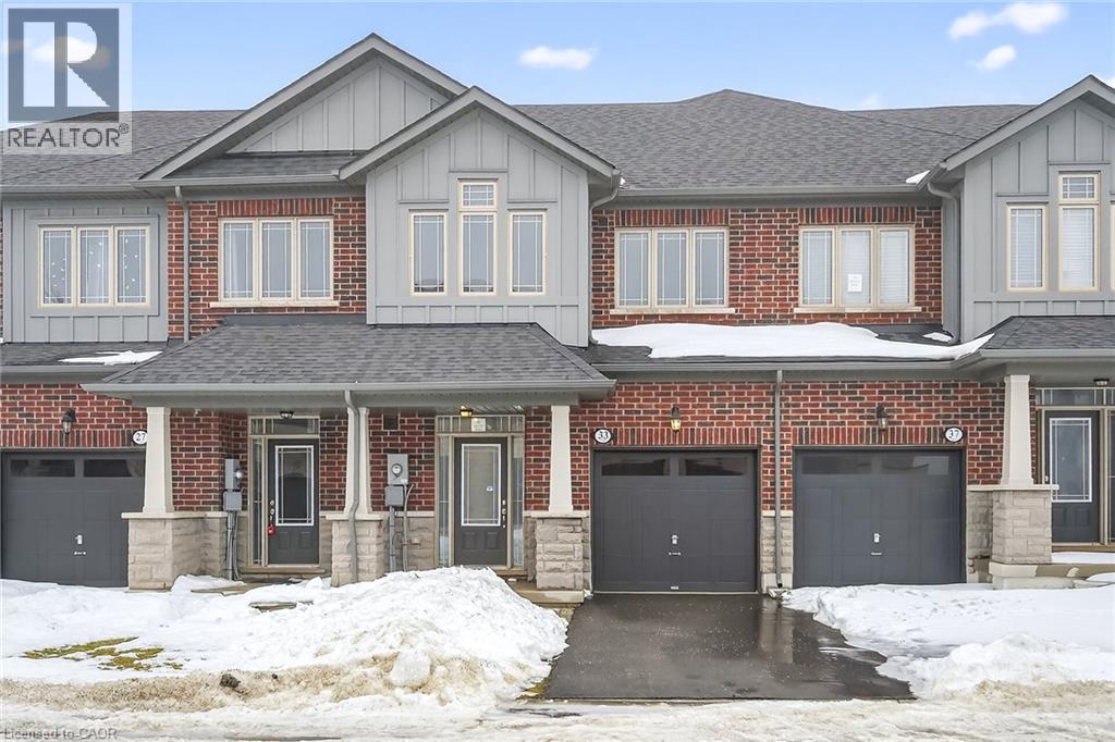 33 ADMIRAL Road, Welland