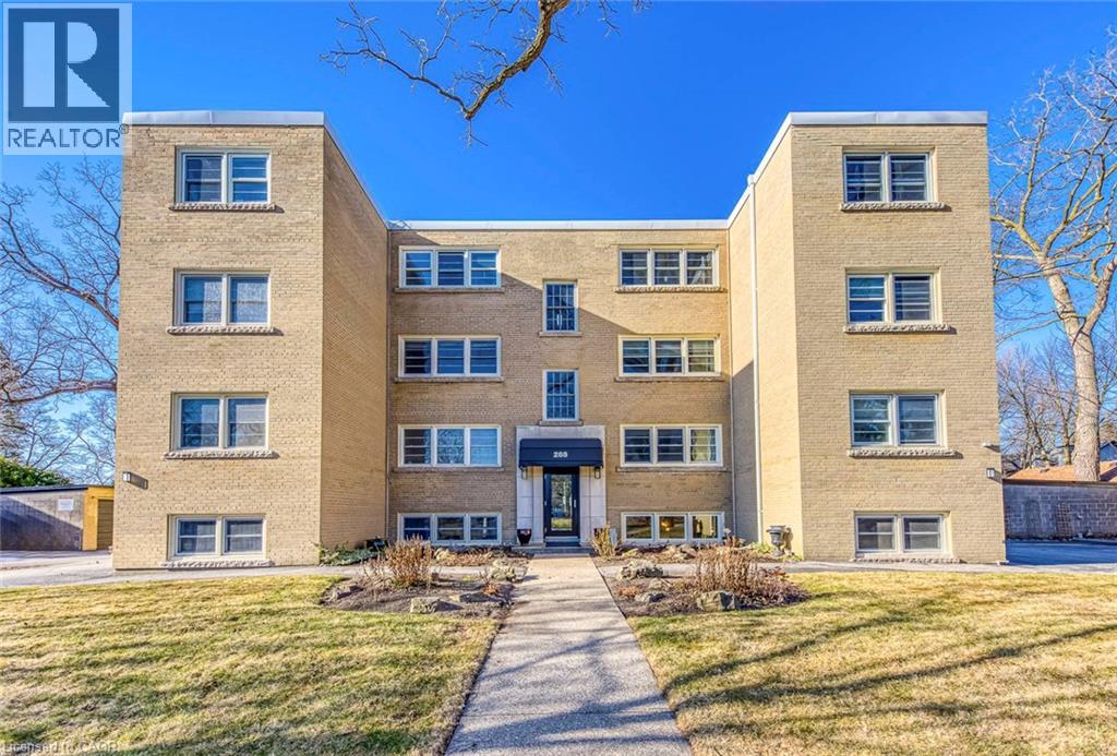288 REYNOLDS Street UnitNo. 1, Oakville