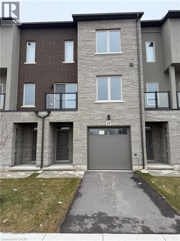 18 CLEAR VALLEY Lane, Mount Hope