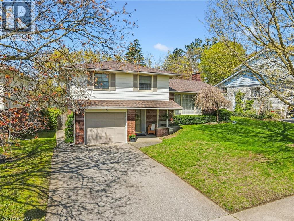 8 CRESTWOOD Drive, Cambridge