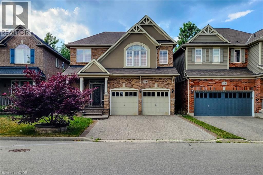 128 MONTREAL Circle, Stoney Creek