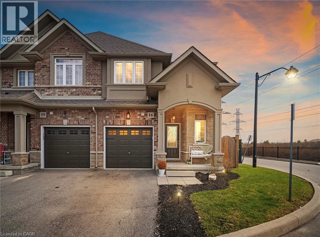 21 MADONNA Drive UnitNo. 16, Hamilton