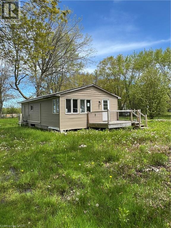 28 DERNER Line, Lowbanks