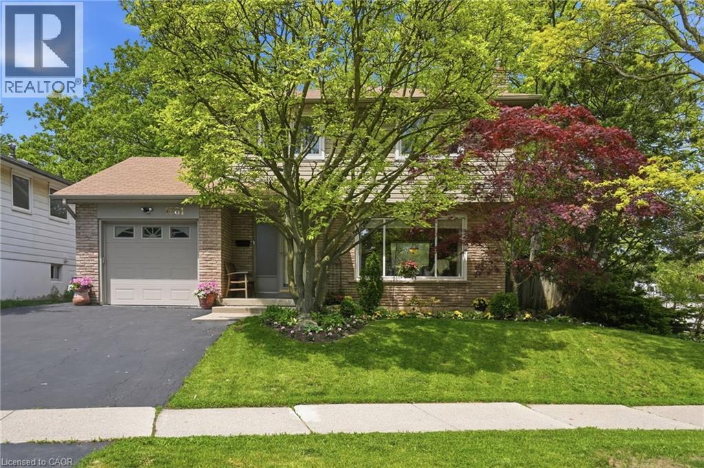 1381 MAJESTIC Drive, Burlington