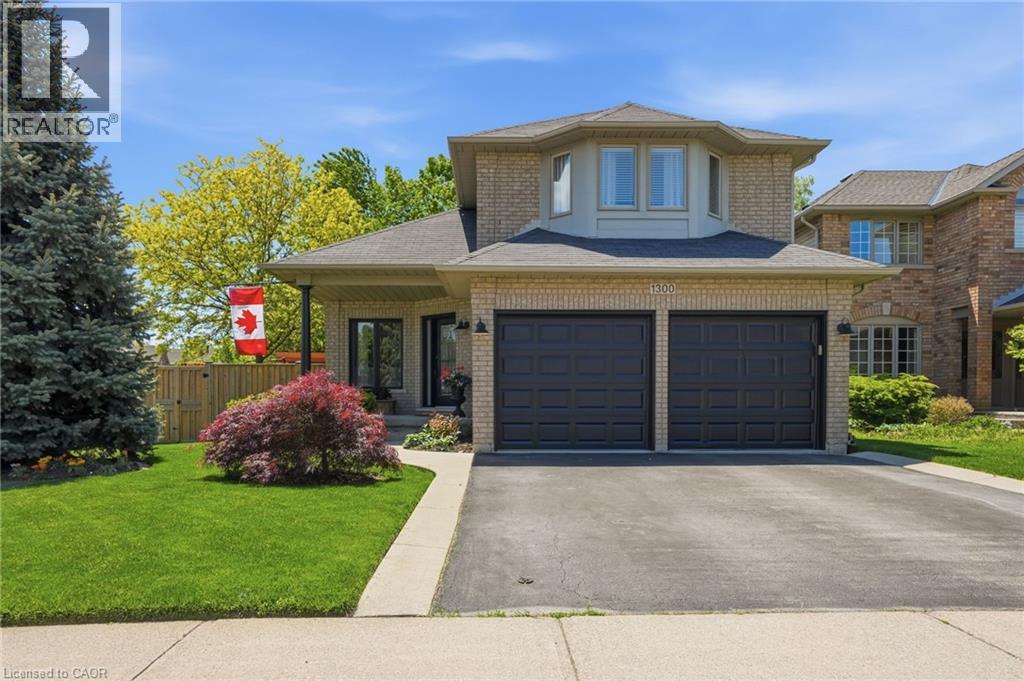 1300 SILVAN FOREST Drive, Burlington