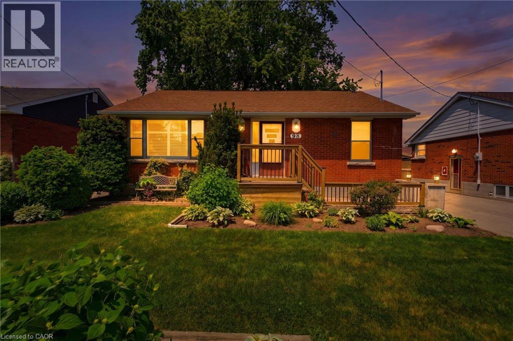98 WISE Crescent, Hamilton