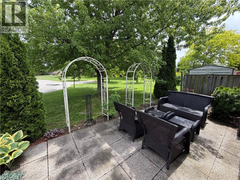 9 GATES Lane, Hamilton
