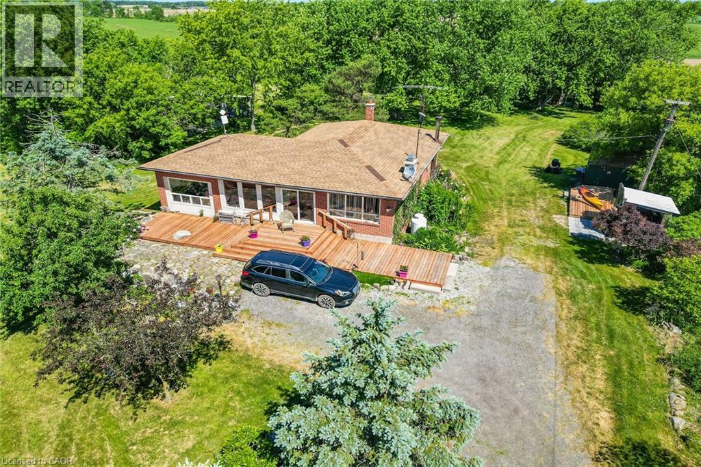 1225 INDIANA Road E, Canfield